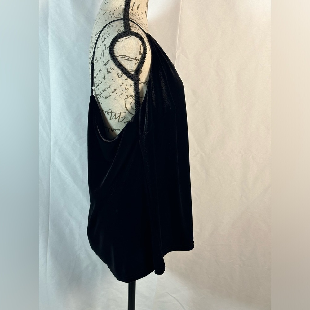 Target Black Crop Top with Soft Stretch Fabric 🖤 - Picture 10 of 13